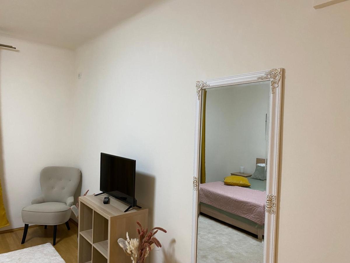 Downtown Apartment Boutique Green Garden Unirii Bucharest Luaran gambar