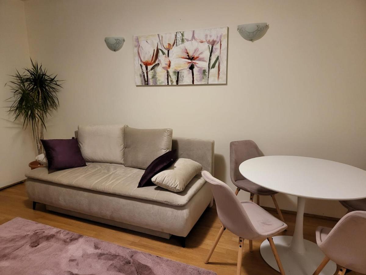 Downtown Apartment Boutique Green Garden Unirii Bucharest Luaran gambar