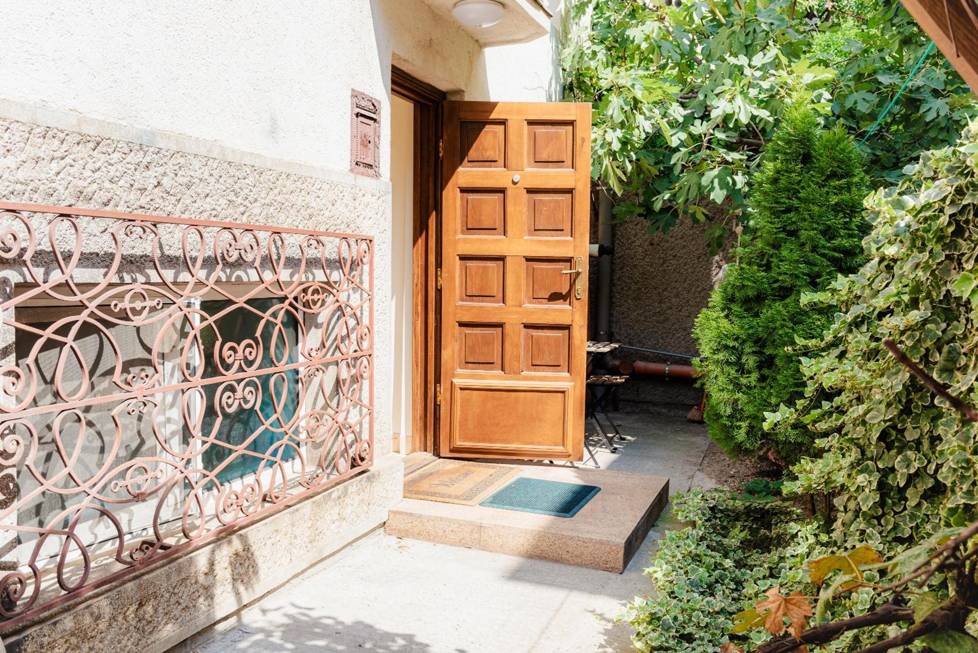 Downtown Apartment Boutique Green Garden Unirii Bucharest Luaran gambar