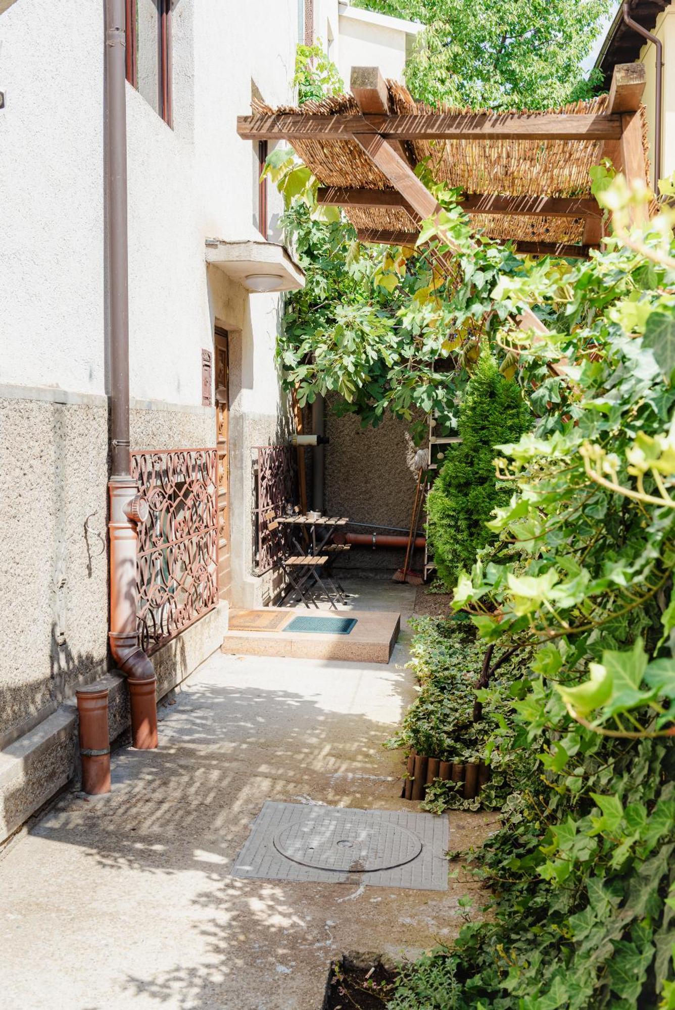 Downtown Apartment Boutique Green Garden Unirii Bucharest Luaran gambar